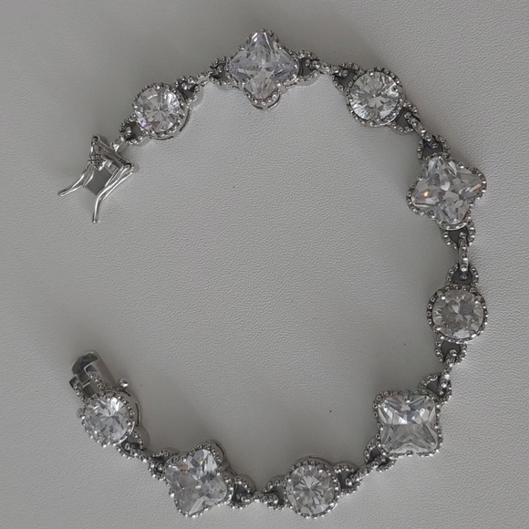 Swarovsky braclet - Picture 4 of 4